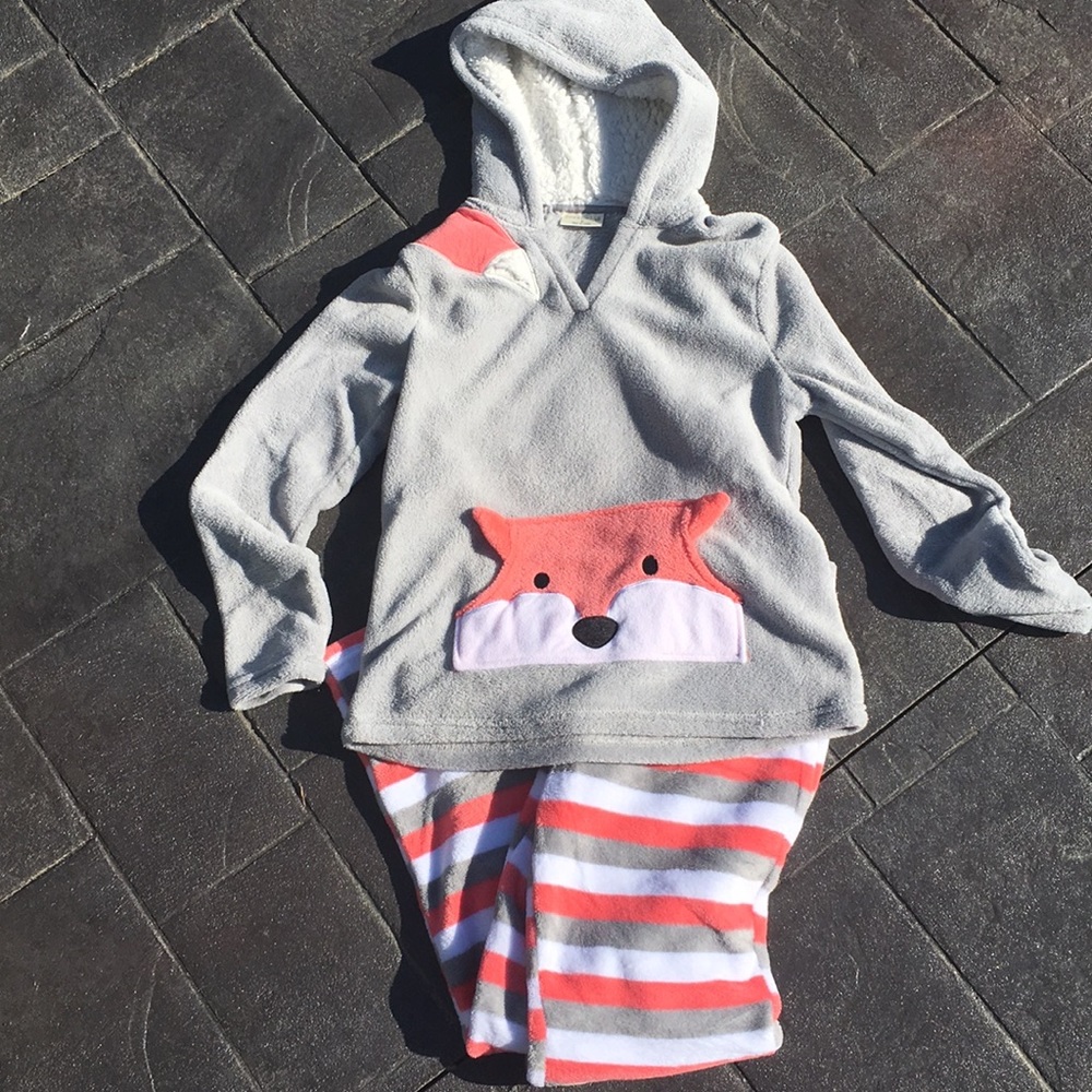 Zoe & Bella pajama set Sz M